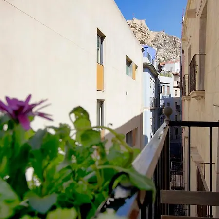 In The Heart Of Near The Beach. Apartment Alicante